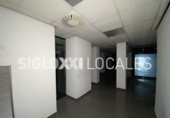 Local comercial en alquiler con 350m² en Barcelona, en la zona de el Coll, Carrer de Móra d'Ebre foto