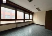 30m² bureau pour location à Burgos, dans le quartier de Vadillos, Avenida del Arlanzón photo