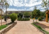 Local comercial en venta con 221m² en Atarfe, Zona iliberis foto