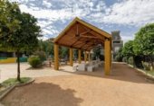 Local comercial en venta con 221m² en Atarfe, Zona iliberis foto