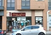 Local comercial en venta con 56m² en Oviedo, en la zona de Pumarín foto