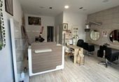 48m² salon de coiffure pour location à Oviède, dans le quartier de La Corredoria photo