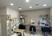 48m² salon de coiffure pour location à Oviède, dans le quartier de La Corredoria photo