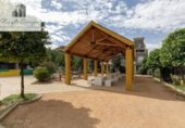 Local comercial en venta con 222m² en Atarfe, Ronda Lindaraja foto