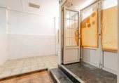 108m² commercial premises for sale in Burlada, Calle Faustino Garralda photo
