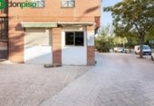 Local comercial en venta con 45m² en Granada, Camino de Alfacar foto