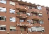 150m² commercial premises for sale in Logroño photo