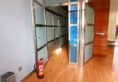 Local comercial en venta con 139m² en Vitoria, en la zona de Desamparados foto
