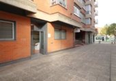 Local comercial en venta con 139m² en Vitoria, en la zona de Desamparados foto