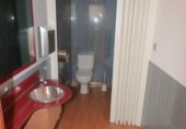 Local comercial en venta con 139m² en Vitoria, en la zona de Desamparados foto