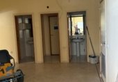 210m² commercial premises for rent in Parla, Calle Reyes Católicos photo