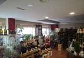 Local comercial en venta con 345m² en Sevilla, en la zona de Nervión, Fernández de Ribera foto