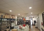 Local comercial en venta con 345m² en Sevilla, en la zona de Nervión, Fernández de Ribera foto