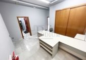 Oficinas en alquiler con 130m² en Sevilla, en la zona de El Plantinar foto