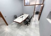 Oficinas en alquiler con 130m² en Sevilla, en la zona de El Plantinar foto