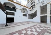 Local comercial en alquiler con 350m² en Estepona foto