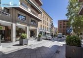 Local comercial en venta con 266m² en Granada, en la zona de Barrio de la Virgen, Calle Enriqueta Lozano foto