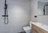Edificio en venta con 200m² en Churriana de la Vega, Calle Baño foto