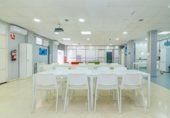 Local comercial
en venda
amb 140m² a Santa Fe, Calle Presidente Adolfo Suárez foto