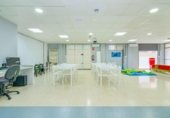 Local comercial
en venda
amb 140m² a Santa Fe, Calle Presidente Adolfo Suárez foto
