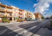 Local comercial en venta con 113m² en Gabia Grande, Calle Ramón y Cajal foto