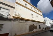 479m² building for sale in Puerto Real, Paseo Marítimo photo