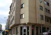 Local comercial en alquiler con 154m² en Pontevedra foto