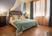 Local comercial en traspaso con 558m² en Deltebre, Calle Lepanto, 13 foto