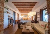 Local comercial en traspaso con 558m² en Deltebre, Calle Lepanto, 13 foto