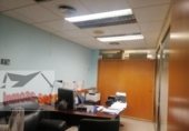 110m² locaux commerciaux pour vente à Barcelone, dans le quartier de la Verneda i la Pau, Carrer de Puigcerdà photo