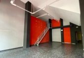 114m² commercial premises for sale in Ponferrada, Avenida de Valdés photo
