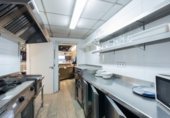 53m² commercial premises for sale in Pamplona, in the area of Casco Antiguo photo