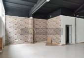 140m² commercial premises for sale in Logroño photo