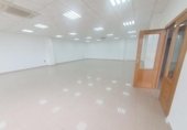 2216m² warehouse industrial for sale in Getafe, photo