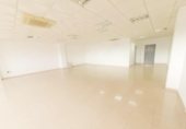 2216m² warehouse industrial for sale in Getafe, photo