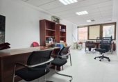 Oficina en alquiler con 70m² en Denia foto