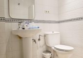 Oficina en alquiler con 70m² en Denia foto