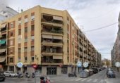 Local comercial en venta con 146m² en Valencia, en la zona de Favara, Calle del Jurado Blanquer foto