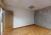 128m² commercial premises for sale in Madrid, in the area of San Diego, Avenida del Monte Igueldo photo
