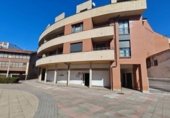 Local comercial en venta con 125m² en Campiello, Calle Pablo Iglesias foto
