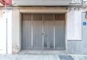 98m² commercial premises for sale in Granada, in the area of Lower Casillas, Calle Beethoven photo