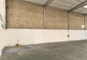 Nave Industrial en alquiler con 800m² en Valladolid, en la zona de Polígono San Cristóbal foto