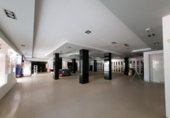 Local comercial en alquiler con 380m² en Sevilla, en la zona de Nervión, Calle Fernández de Ribera foto