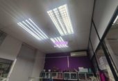 440m² commercial premises for sale in Badalona, photo