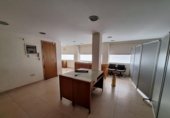 137m² locaux commerciaux pour vente à Elche, Pasaje Periodista Avelino Rubio photo