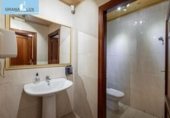 Oficina en venta con 106m² en Granada, en la zona de Barrio de la Virgen, Callejón de Santo Domingo foto