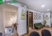 159m² commercial premises for sale in Granada, in the area of The Manigua, Calle Ángel Ganivet photo