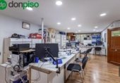 159m² commercial premises for sale in Granada, in the area of The Manigua, Calle Ángel Ganivet photo