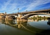 195m² bâtiment pour vente à Séville, dans le quartier de Triana Centre Historique photo