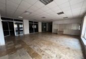 497m² warehouse industrial for sale in Monóvar, Calle Roble photo